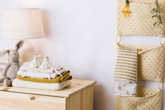 Beneficios de decorar con muebles de madera nativa en espacios infantiles